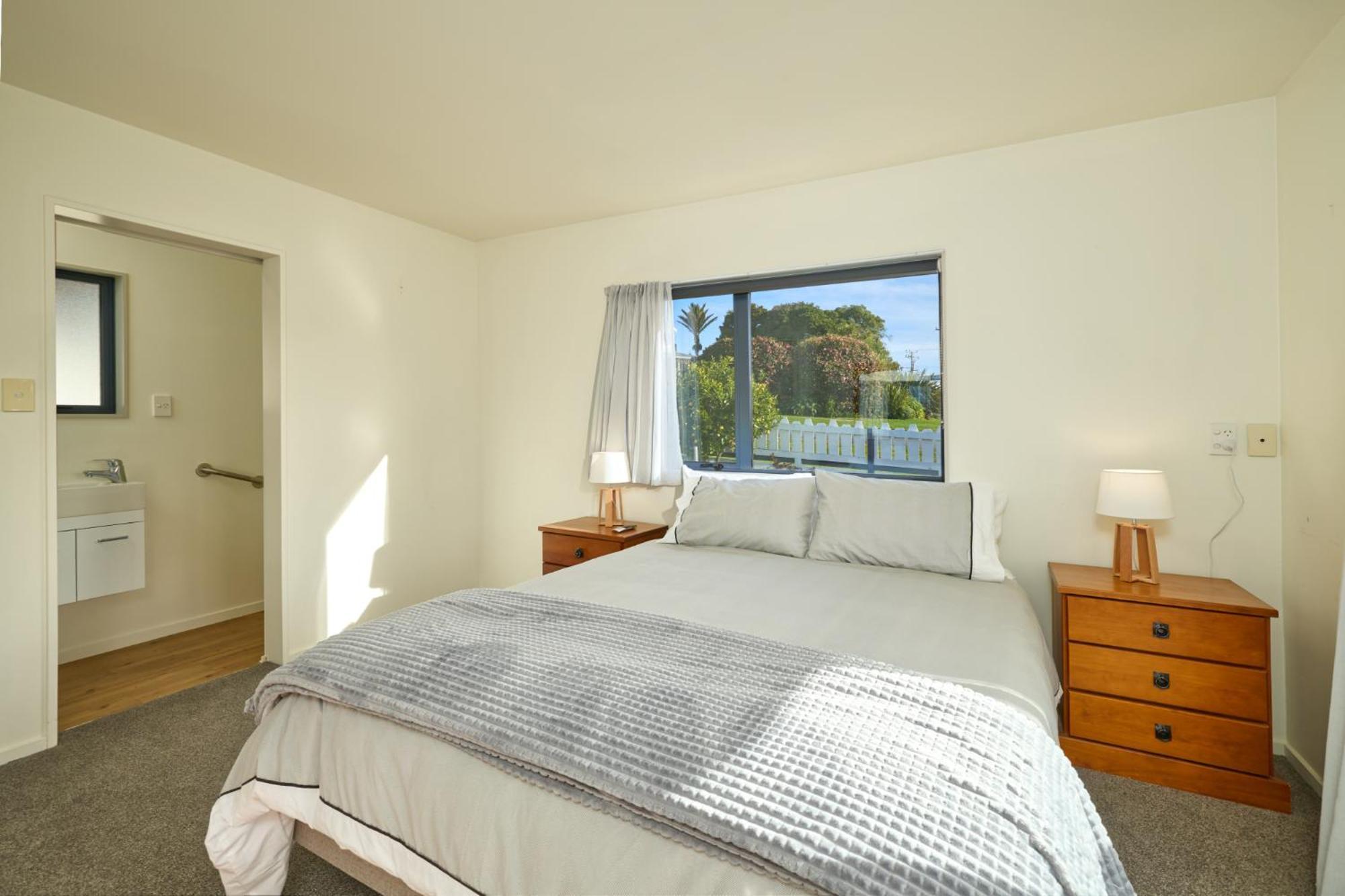 Location With Ocean And Mountain Views Villa Кайкура Екстериор снимка