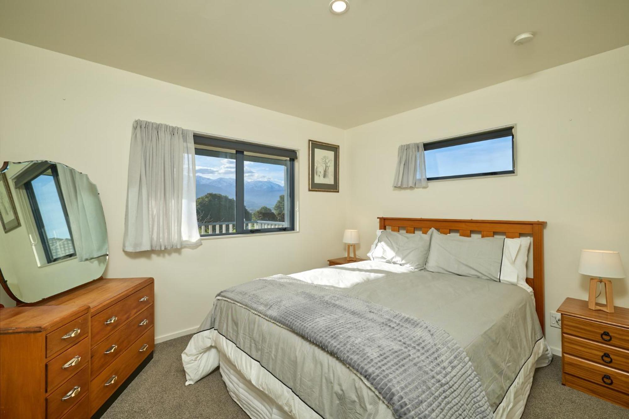 Location With Ocean And Mountain Views Villa Кайкура Екстериор снимка